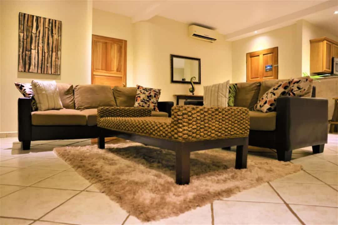 Cocomar Beachfront Hotel Parrita Exterior foto